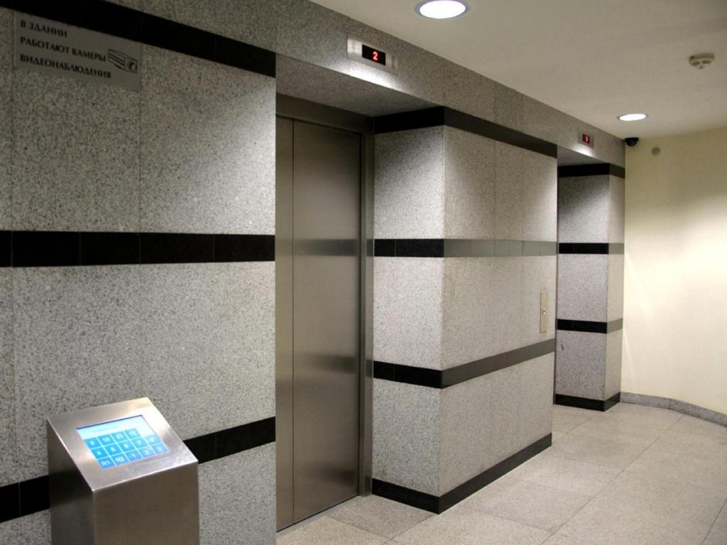 Staybridge Mini-Hotel In Most City Panoramic River View ドニプロペトロウシク エクステリア 写真